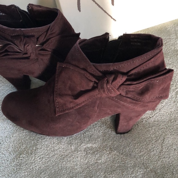 Booties, chocolate brown faux suede. Adorable!! - Picture 2 of 6